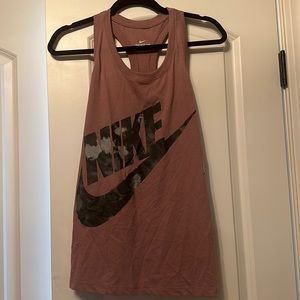 NWT SLEEVELESS NIKE